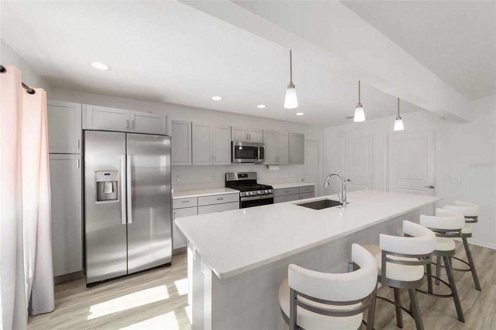 Image 12 of property listing at 1558 NETHERTON LANE, The Villages, FL 34762