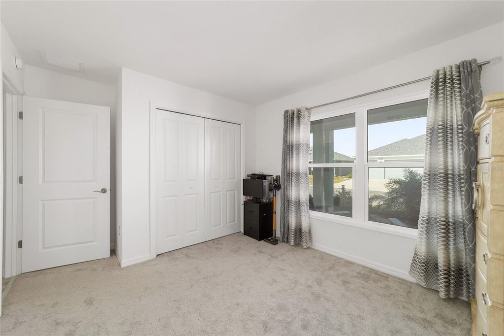 Image 21 of property listing at 1558 NETHERTON LANE, The Villages, FL 34762