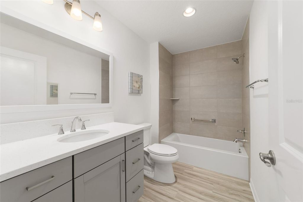 Image 24 of property listing at 1558 NETHERTON LANE, The Villages, FL 34762