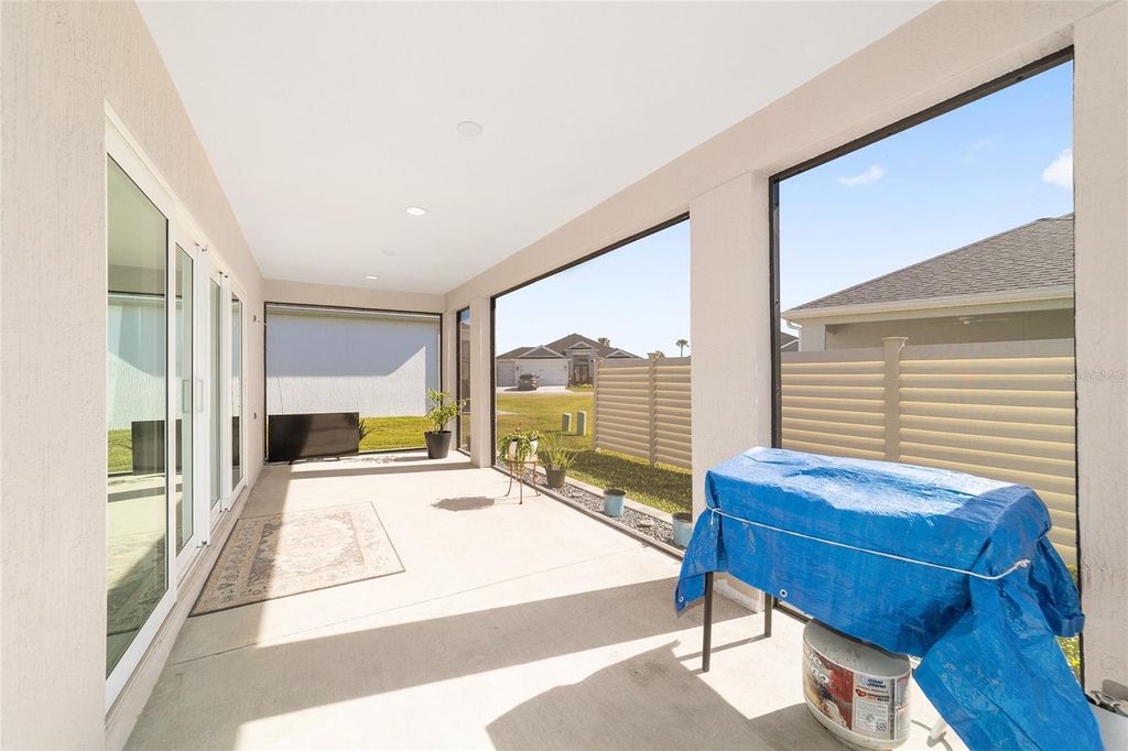 Image 9 of property listing at 1558 NETHERTON LANE, The Villages, FL 34762