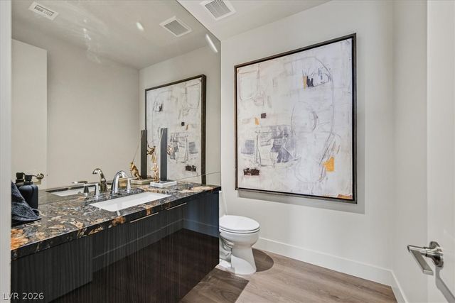 807 Magnum Cliff Court, Henderson, NV 89012