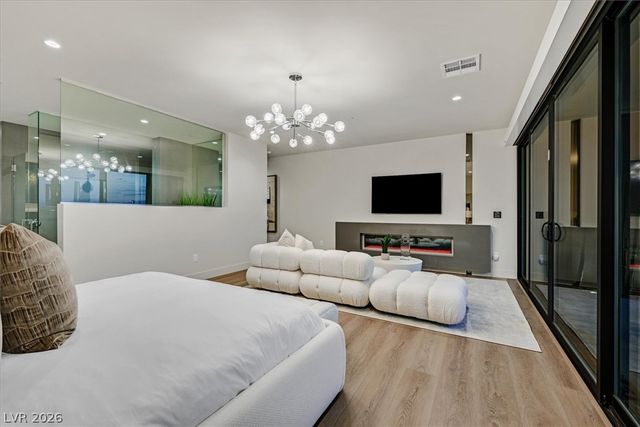 807 Magnum Cliff Court, Henderson, NV 89012