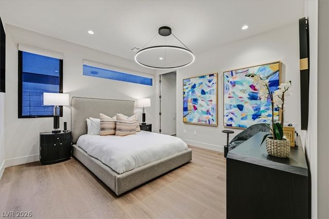 807 Magnum Cliff Court, Henderson, NV 89012
