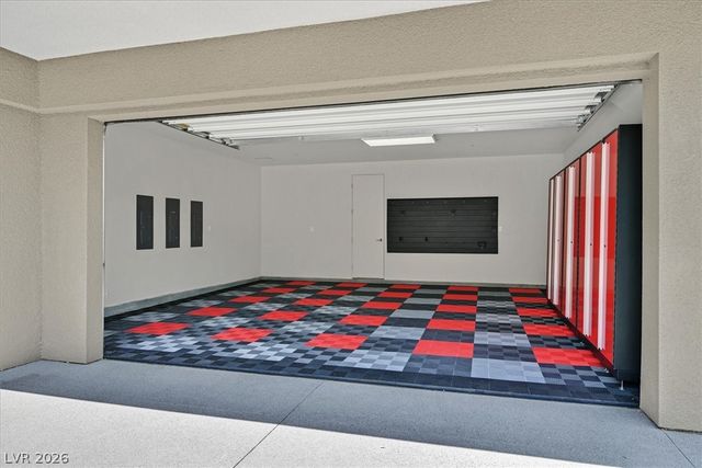 807 Magnum Cliff Court, Henderson, NV 89012