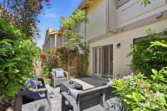 11043 Firethorne Drive, Cupertino, CA 95014