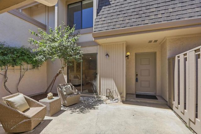 11043 Firethorne Drive, Cupertino, CA 95014