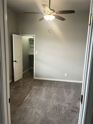 706 E Palestine, Mexia, TX 76667