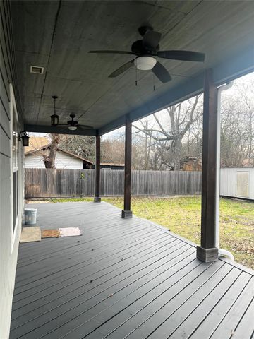 706 E Palestine, Mexia, TX 76667