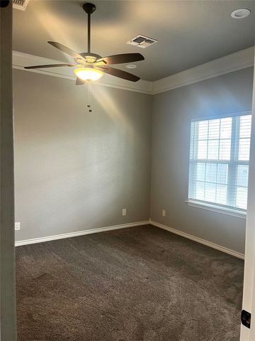 706 E Palestine, Mexia, TX 76667