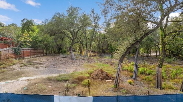 2705 Stratford DR, Austin, TX 78746