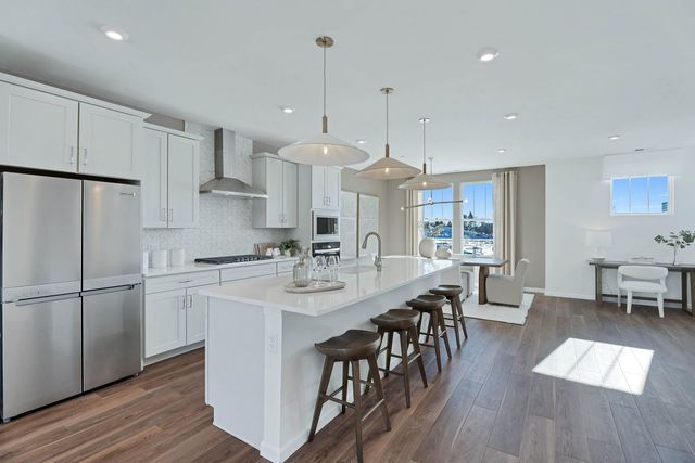 6303 Sandbelt Drive 33004, Woodridge, IL 60517