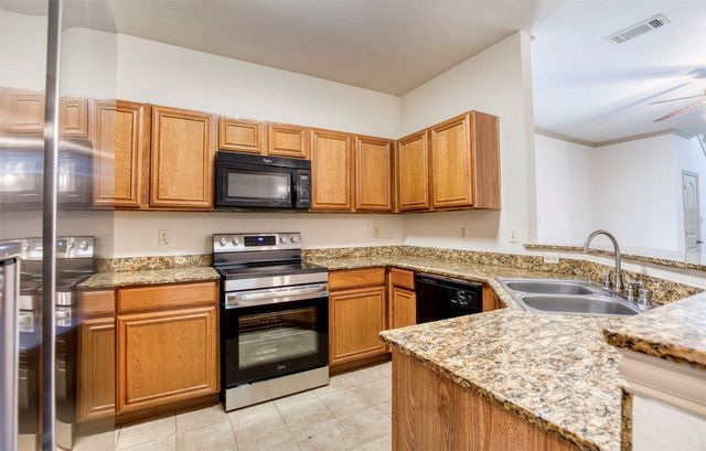 2316 Homewood Lane, Grand Prairie, TX 75050