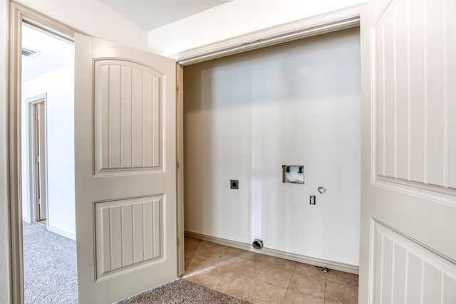 2316 Homewood Lane, Grand Prairie, TX 75050