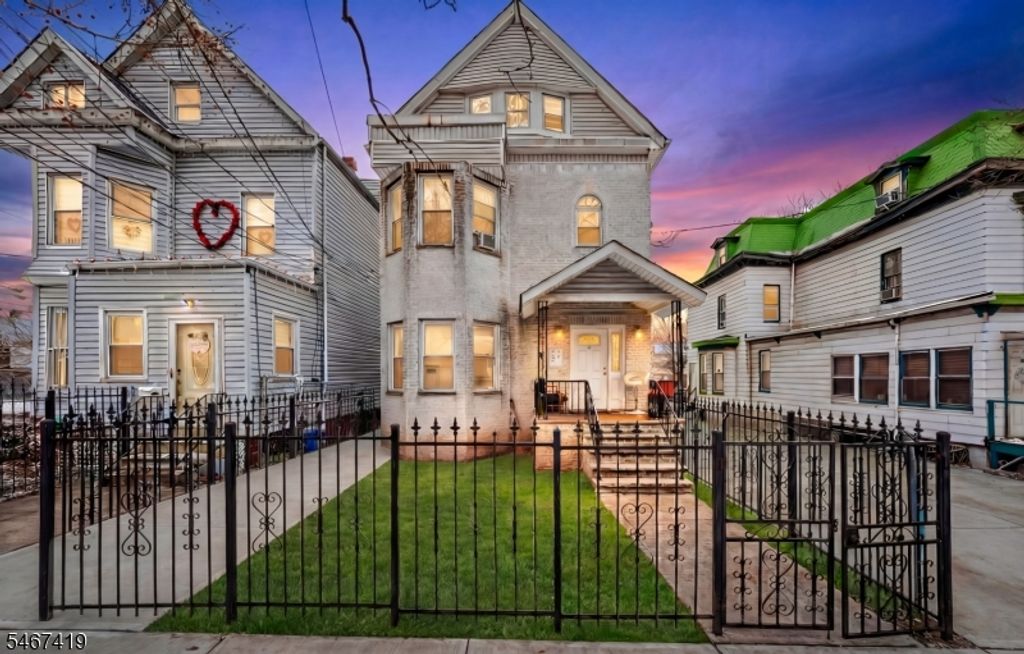 30 N 11Th St, Newark City, NJ 07107 — exterior