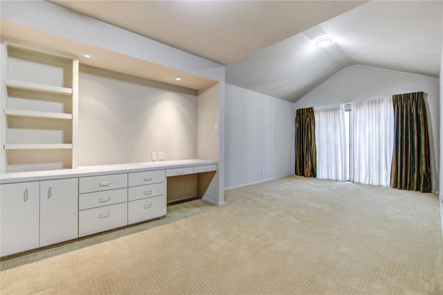 5 River Hollow Lane, Houston, TX 77027