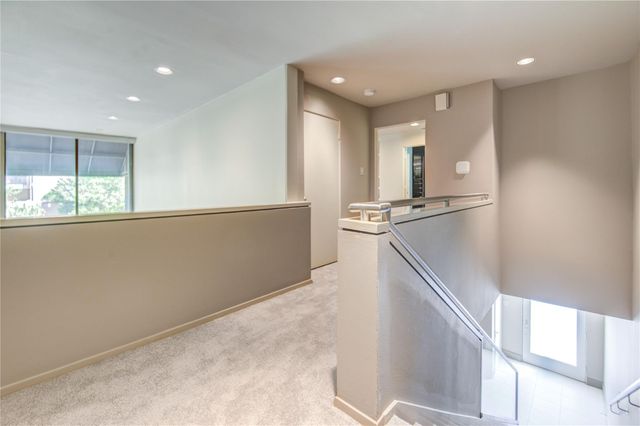 5 River Hollow Lane, Houston, TX 77027