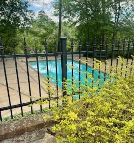 5 River Hollow Lane, Houston, TX 77027