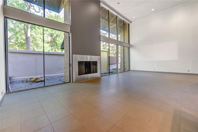 5 River Hollow Lane, Houston, TX 77027