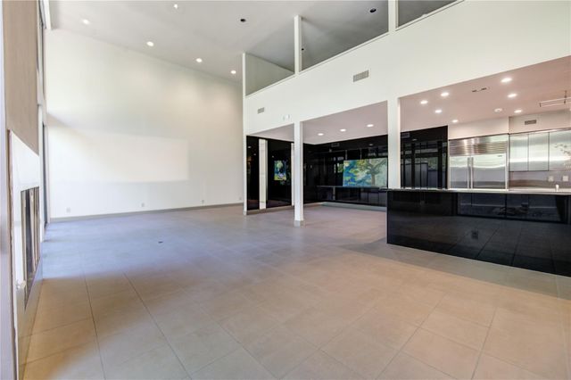 5 River Hollow Lane, Houston, TX 77027