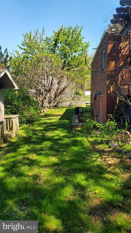 2945 IRVINGTON RD, Falls Church, VA 22042