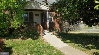 2945 IRVINGTON RD, Falls Church, VA 22042
