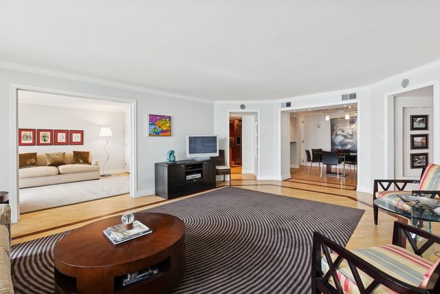 1212 N Lake Shore Drive 16BS, Chicago, IL 60610