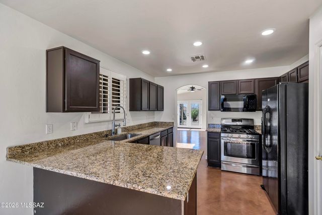 11371 N Flat Granite Drive, Tucson, AZ 85737