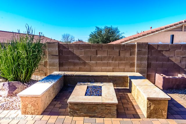 11371 N Flat Granite Drive, Tucson, AZ 85737