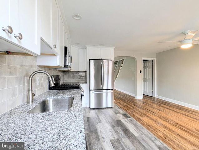 150 W BERKLEY AVE, Clifton Heights, PA 19018