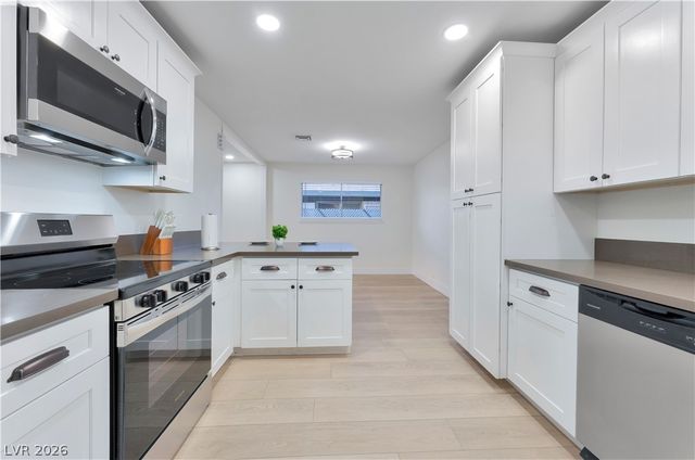 105 Marigold Lane, Las Vegas, NV 89107