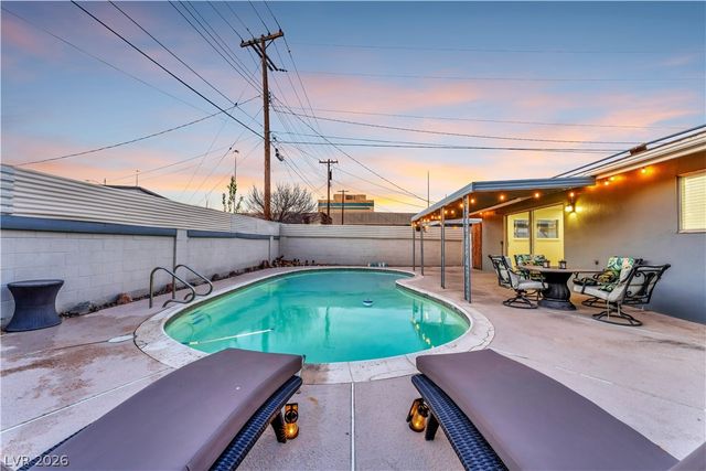 105 Marigold Lane, Las Vegas, NV 89107