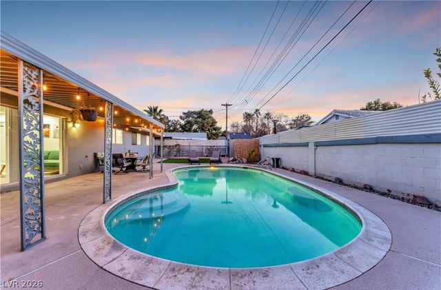 105 Marigold Lane, Las Vegas, NV 89107