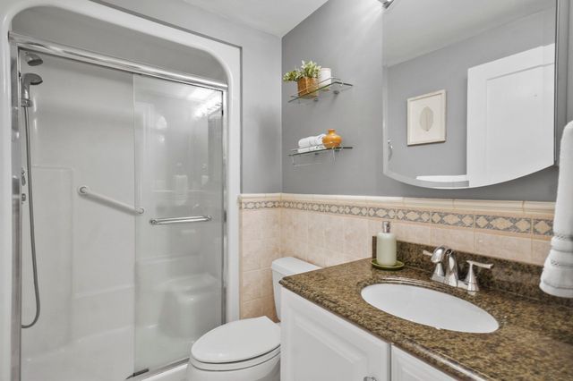8 Elmwood Circle, Peabody, MA 01960