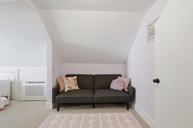 8 Elmwood Circle, Peabody, MA 01960