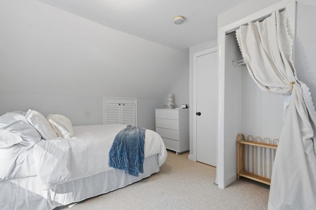 8 Elmwood Circle, Peabody, MA 01960