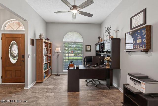 15755 NORTHSIDE Drive E, Jacksonville, FL 32218