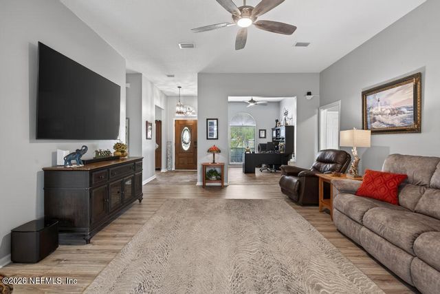15755 NORTHSIDE Drive E, Jacksonville, FL 32218