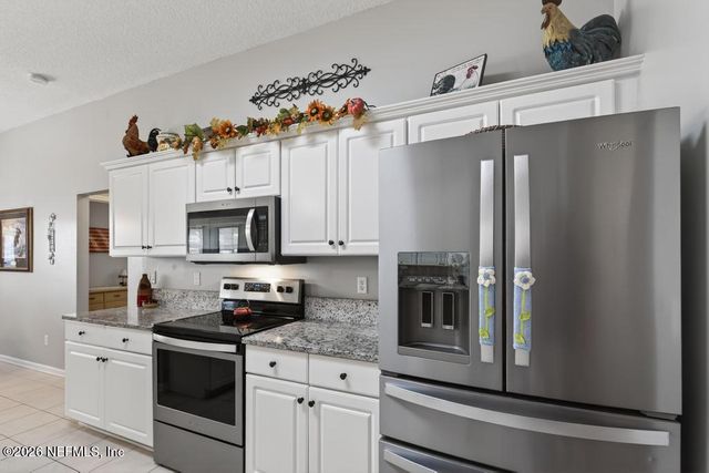 15755 NORTHSIDE Drive E, Jacksonville, FL 32218
