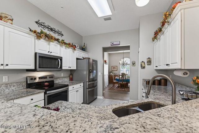 15755 NORTHSIDE Drive E, Jacksonville, FL 32218
