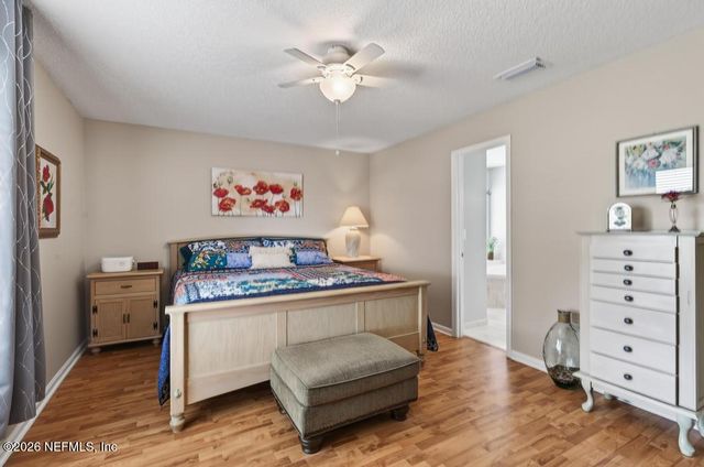 15755 NORTHSIDE Drive E, Jacksonville, FL 32218