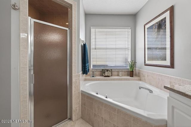 15755 NORTHSIDE Drive E, Jacksonville, FL 32218