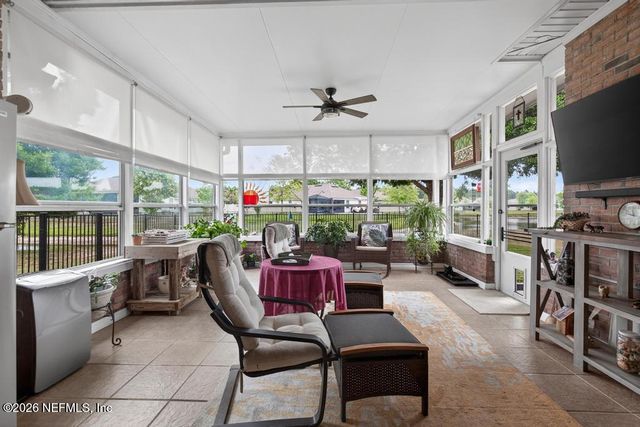 15755 NORTHSIDE Drive E, Jacksonville, FL 32218