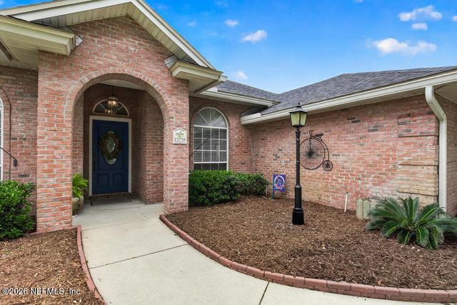15755 NORTHSIDE Drive E, Jacksonville, FL 32218