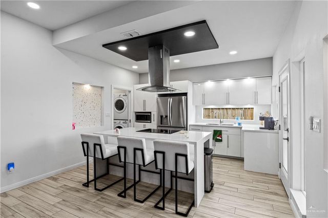 245 E Cameo Drive, San Benito, TX 78586