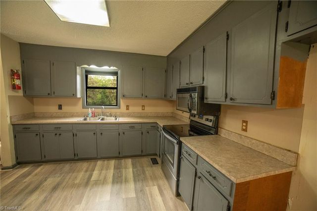 4029 US Highway 601 S, Mocksville, NC 27028