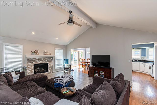 35452 Saint Clair Drive, New Baltimore, MI 48047