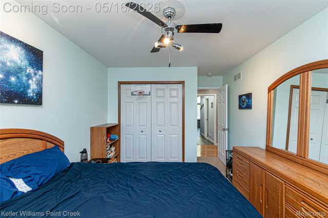 35452 Saint Clair Drive, New Baltimore, MI 48047
