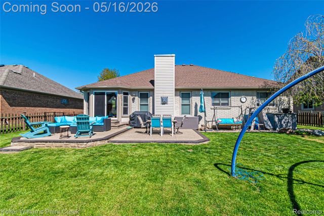 35452 Saint Clair Drive, New Baltimore, MI 48047