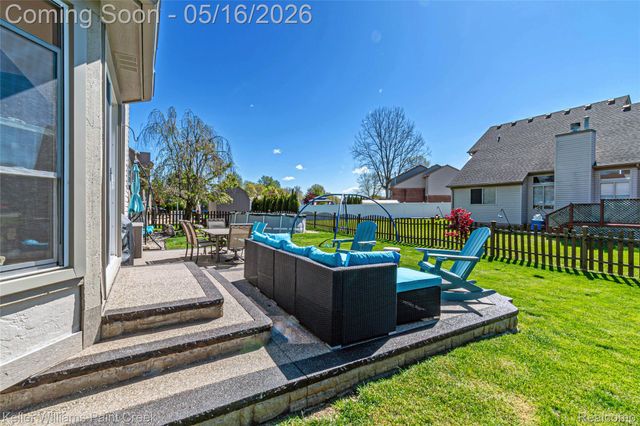 35452 Saint Clair Drive, New Baltimore, MI 48047