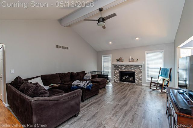 35452 Saint Clair Drive, New Baltimore, MI 48047